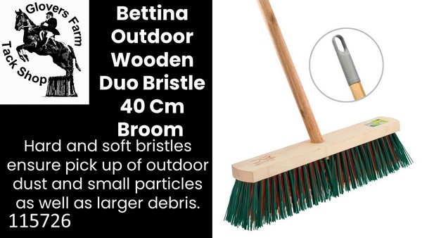 Stable equipment outlet